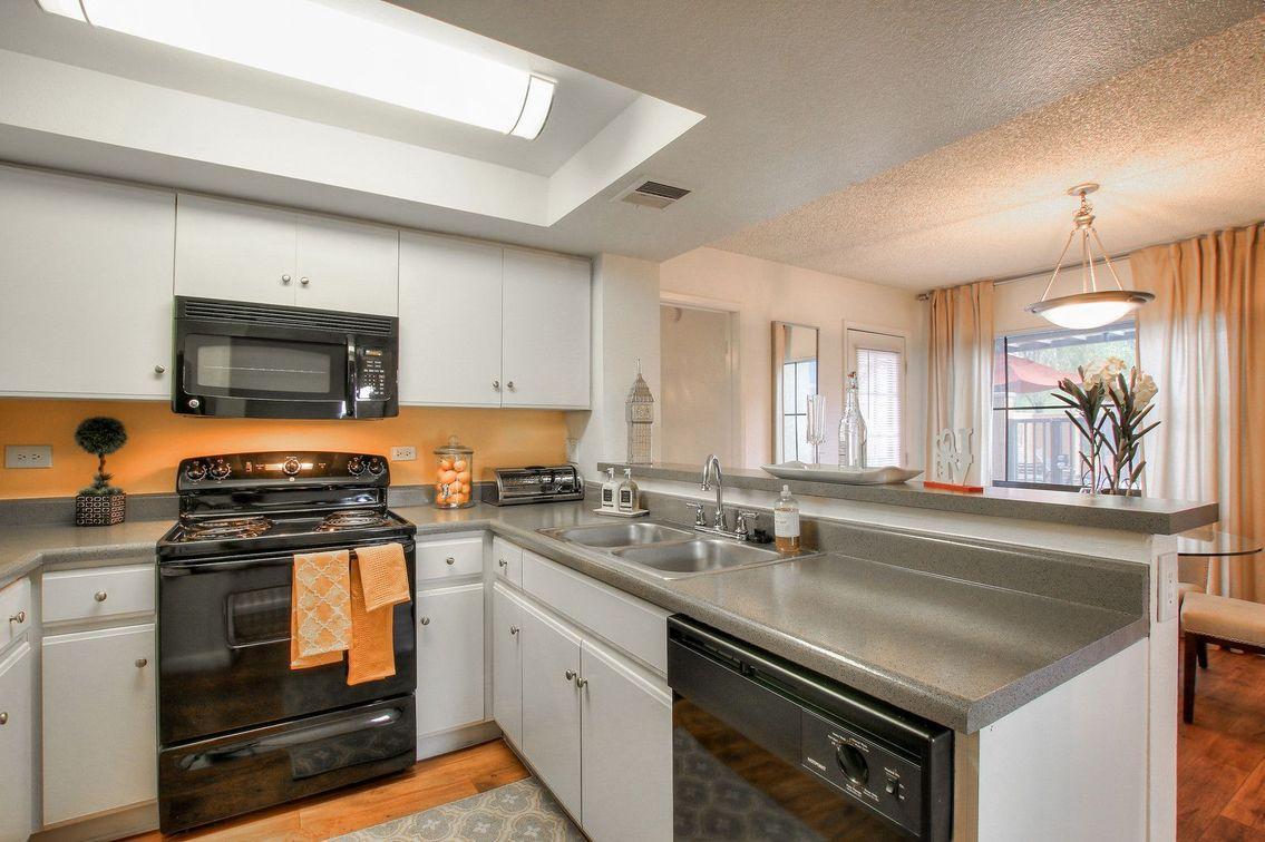 https://cdn.rentalbeast.com/listings/4000141_1592406514415.jpg.rbm