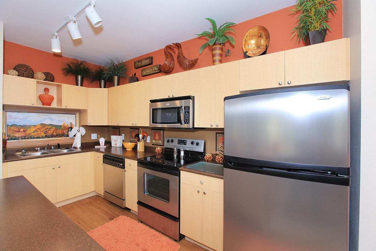 https://cdn.rentalbeast.com/listings/4007353_1592556159334.jpg.rbm
