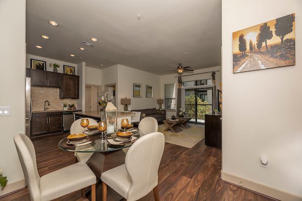 https://cdn.rentalbeast.com/listings/4031918_1593066891594.jpg.rbm