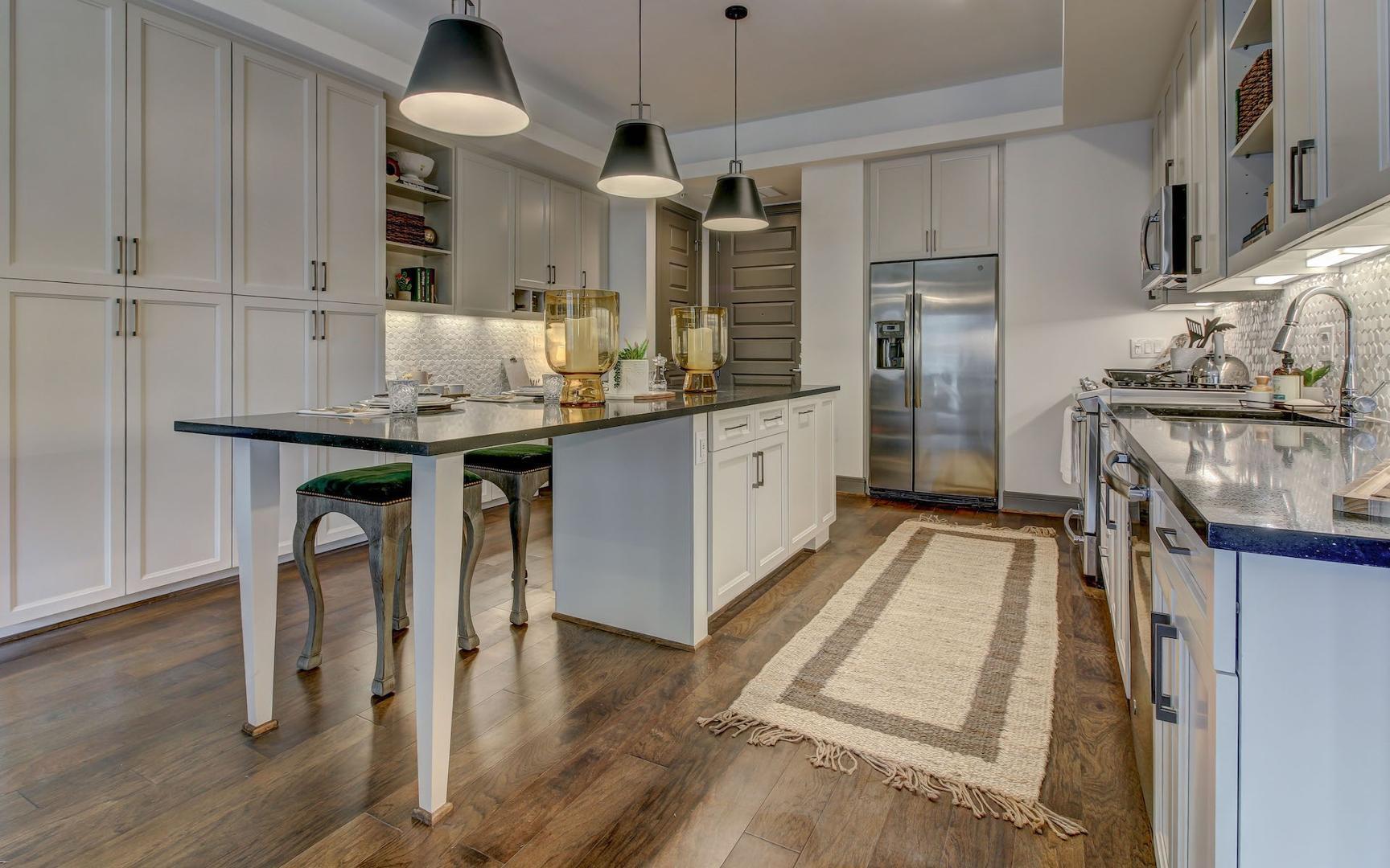 https://cdn.rentalbeast.com/listings/4046171_1593427741406.jpg.rbm