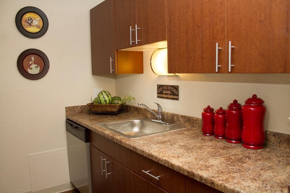 https://cdn.rentalbeast.com/listings/4082842_1594186651131.jpg.rbm