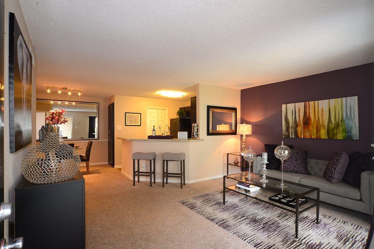 https://cdn.rentalbeast.com/listings/4158851_1595927109265.jpg.rbm