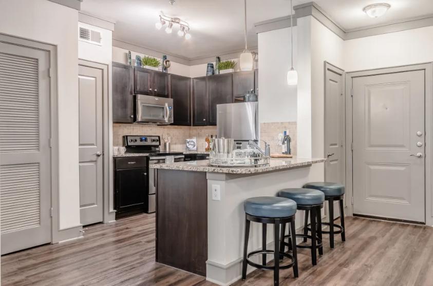 https://cdn.rentalbeast.com/listings/4235662_1726254231266.jpg.rbm