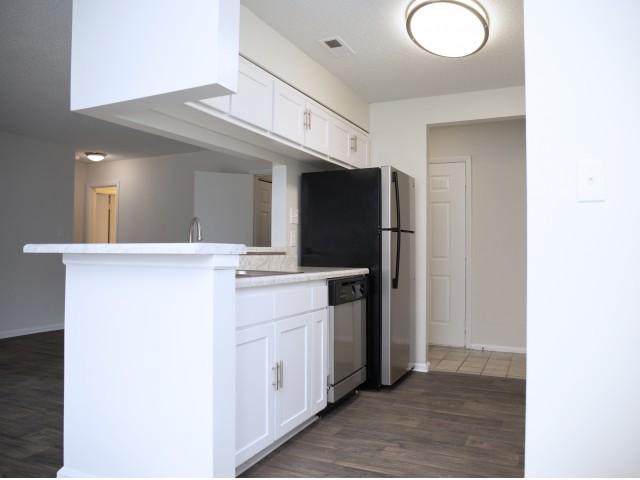 https://cdn.rentalbeast.com/listings/4238604_1597688721281.jpg.rbm