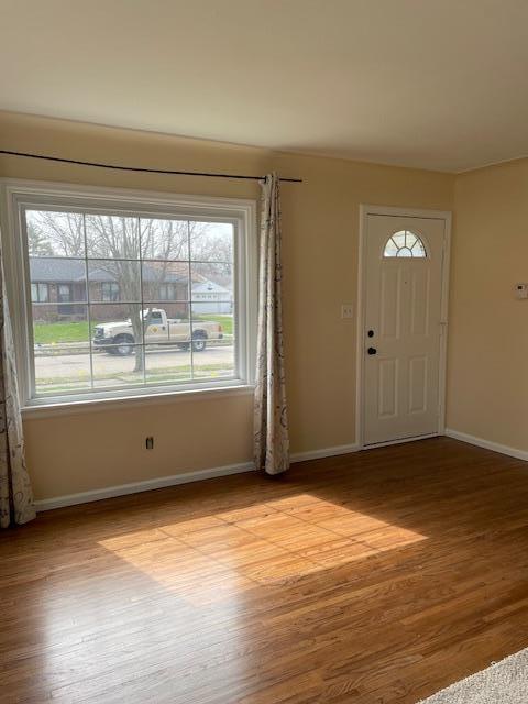 Image 11 For 3042 Cragmoor Avenue