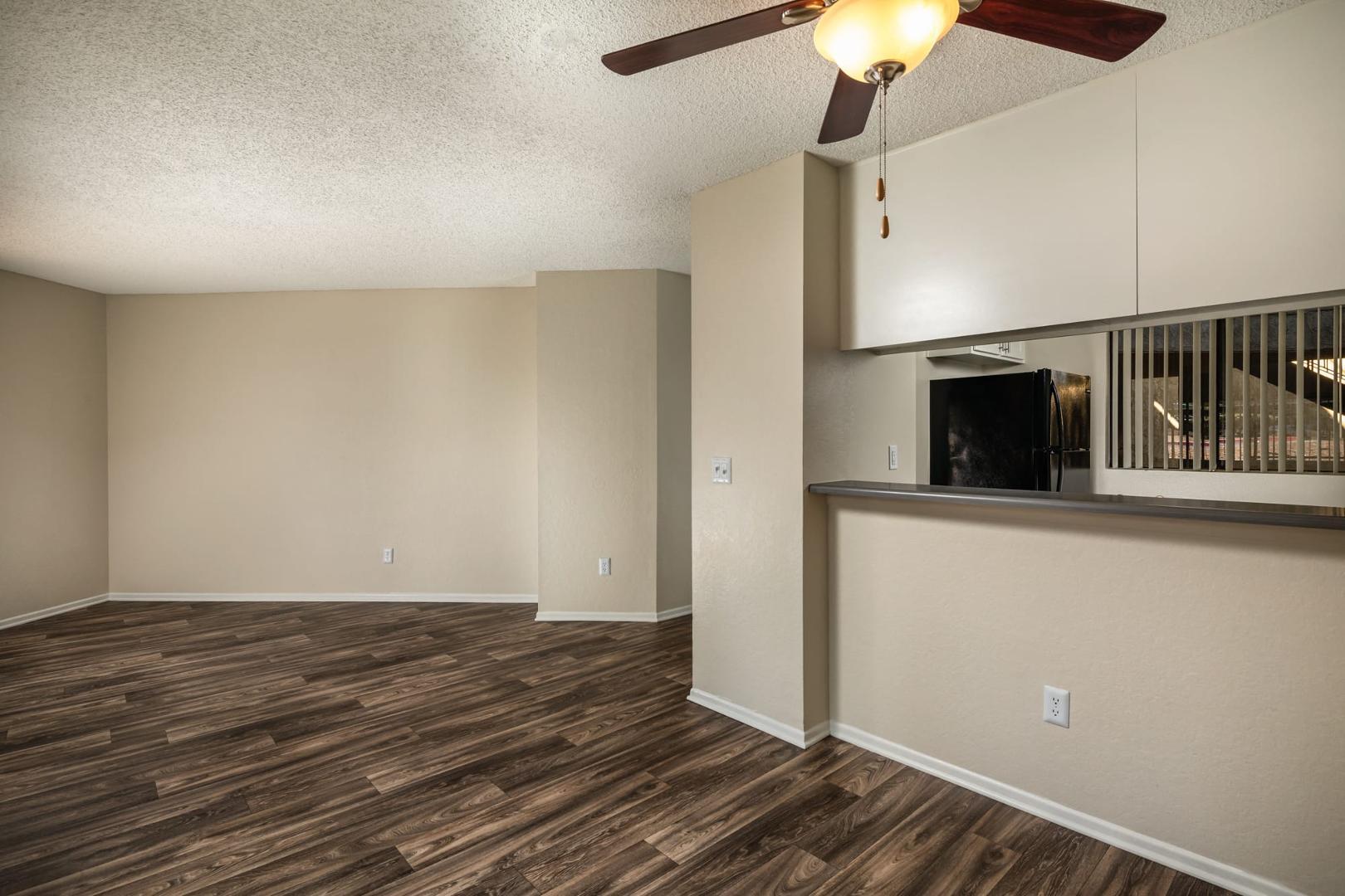 https://cdn.rentalbeast.com/listings/4286690_1599016089519.jpg.rbm