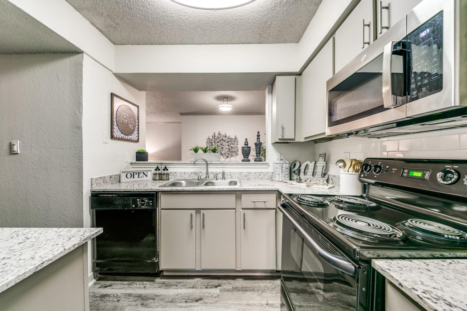 https://cdn.rentalbeast.com/listings/4340801_1720468921492.jpg.rbm