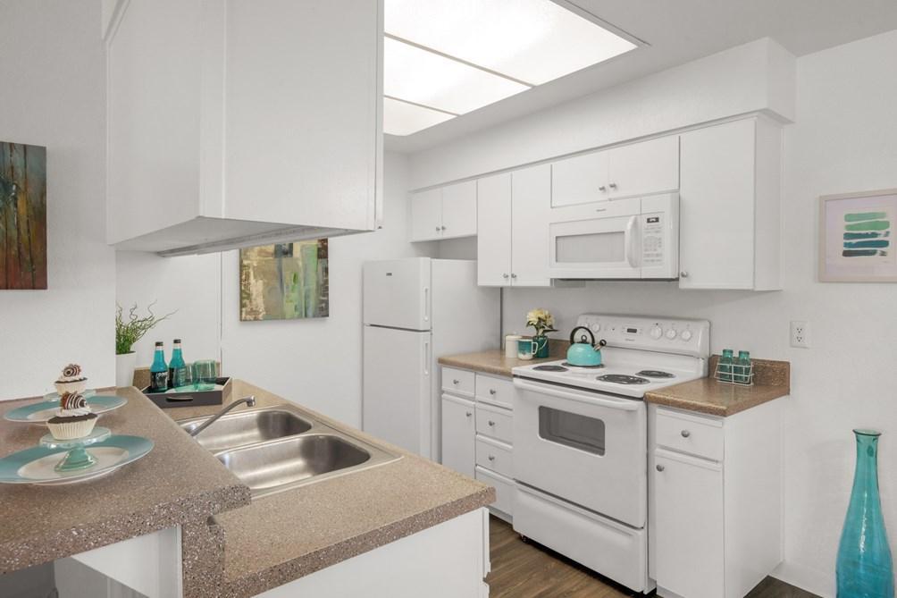 https://cdn.rentalbeast.com/listings/4372481_1600923099943.jpg.rbm