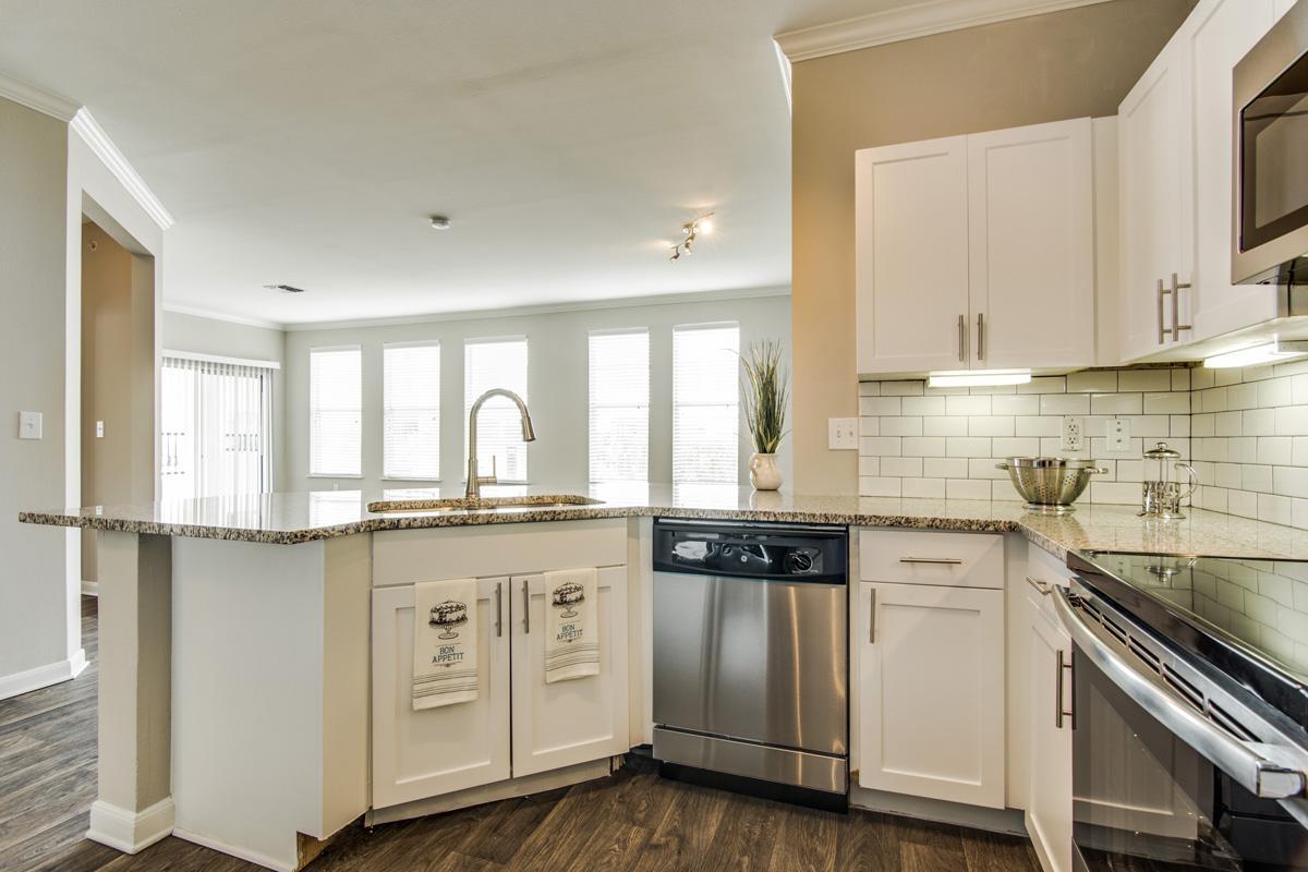 https://cdn.rentalbeast.com/listings/4430535_1602581829595.jpg.rbm