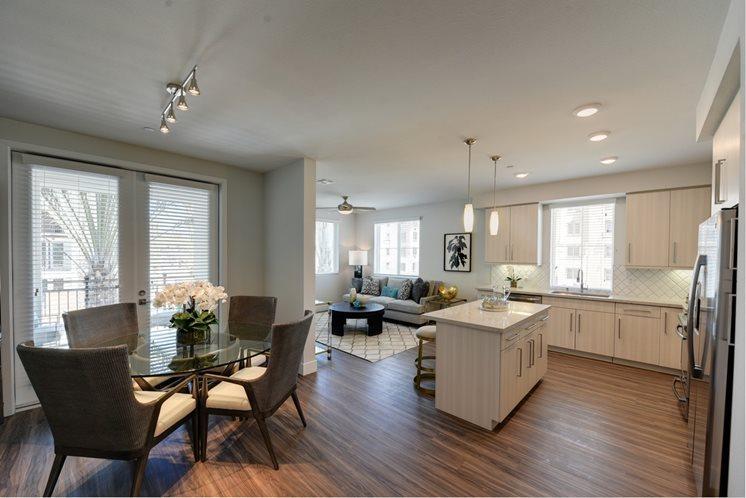 https://cdn.rentalbeast.com/listings/4455140_1603334060188.jpg.rbm