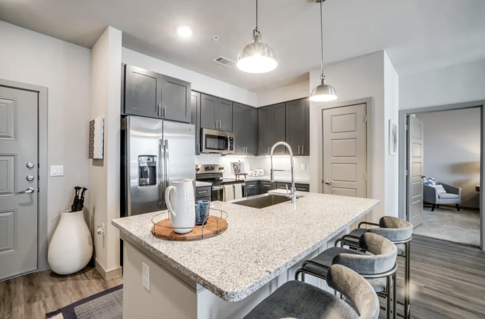 https://cdn.rentalbeast.com/listings/4509294_1607536679694.jpg.rbm