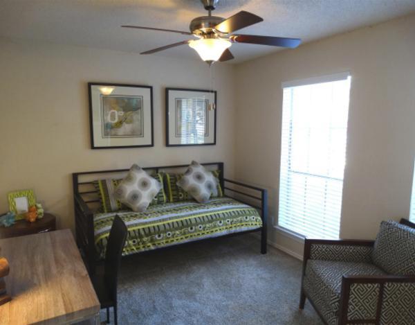 https://cdn.rentalbeast.com/listings/4522275_1605162572979.jpg.rbm