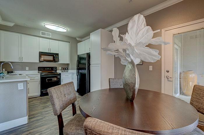 https://cdn.rentalbeast.com/listings/4596584_1607481344015.jpg.rbm