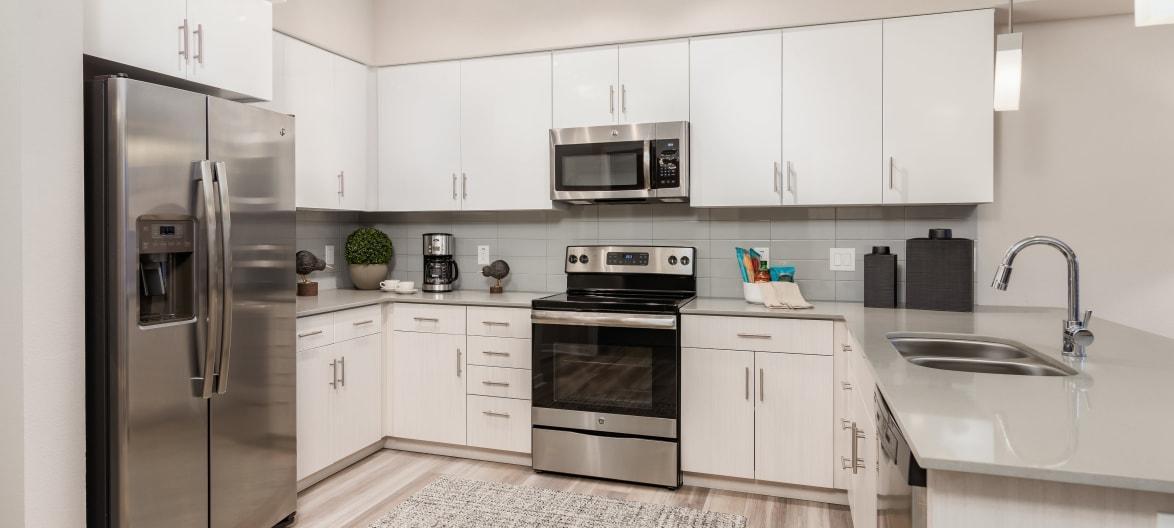 https://cdn.rentalbeast.com/listings/4676268_1610433471612.jpg.rbm