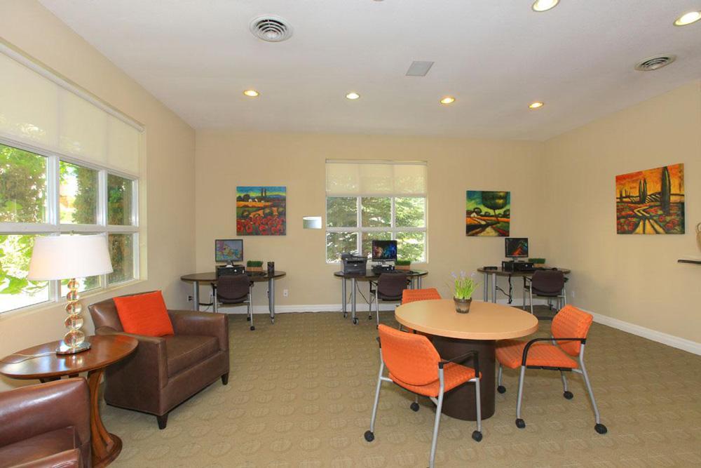 https://cdn.rentalbeast.com/listings/4745572_1612515642714.jpg.rbm
