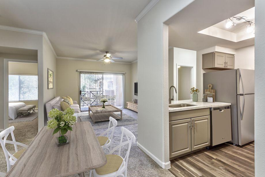 https://cdn.rentalbeast.com/listings/4758707_1612947941168.jpg.rbm