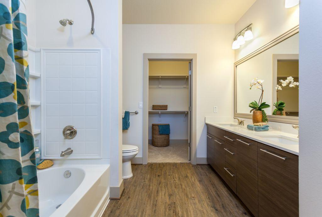 https://cdn.rentalbeast.com/listings/4830616_1615433192032.jpg.rbm