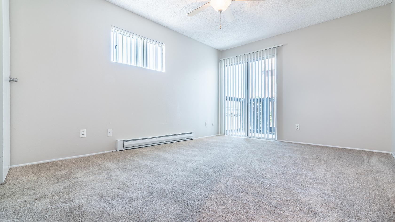 https://cdn.rentalbeast.com/listings/4851838_1616057967264.jpg.rbm