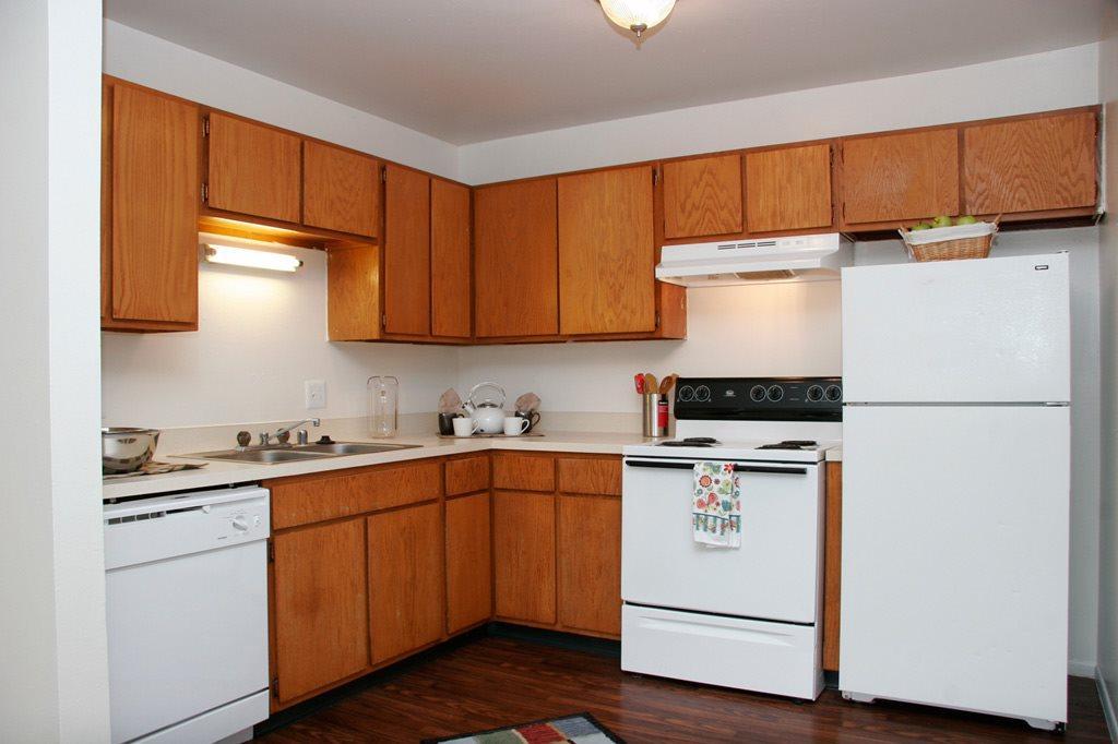 https://cdn.rentalbeast.com/listings/4868439_1616655707713.jpg.rbm