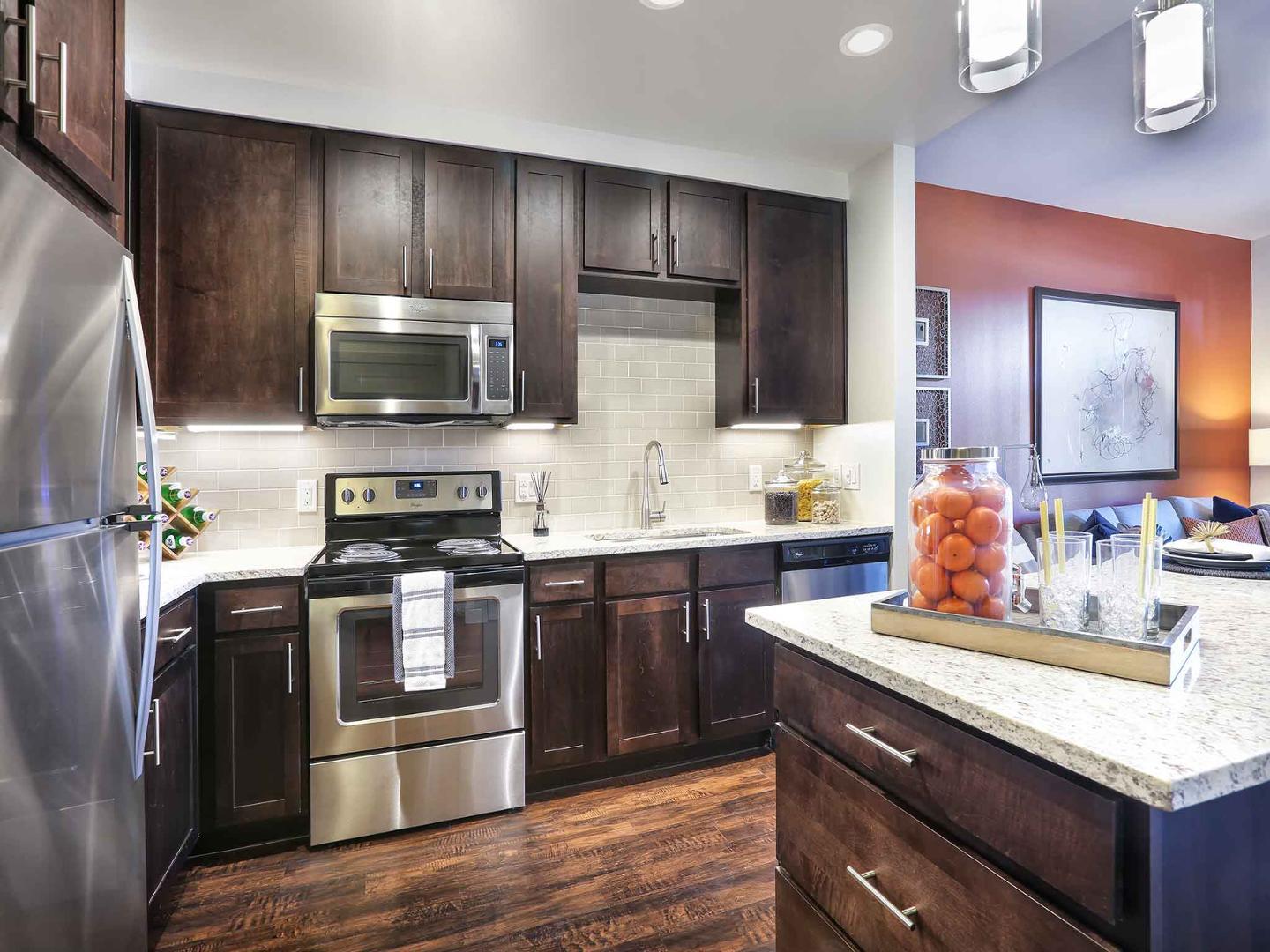 https://cdn.rentalbeast.com/listings/4913166_1735584218163.jpg.rbm