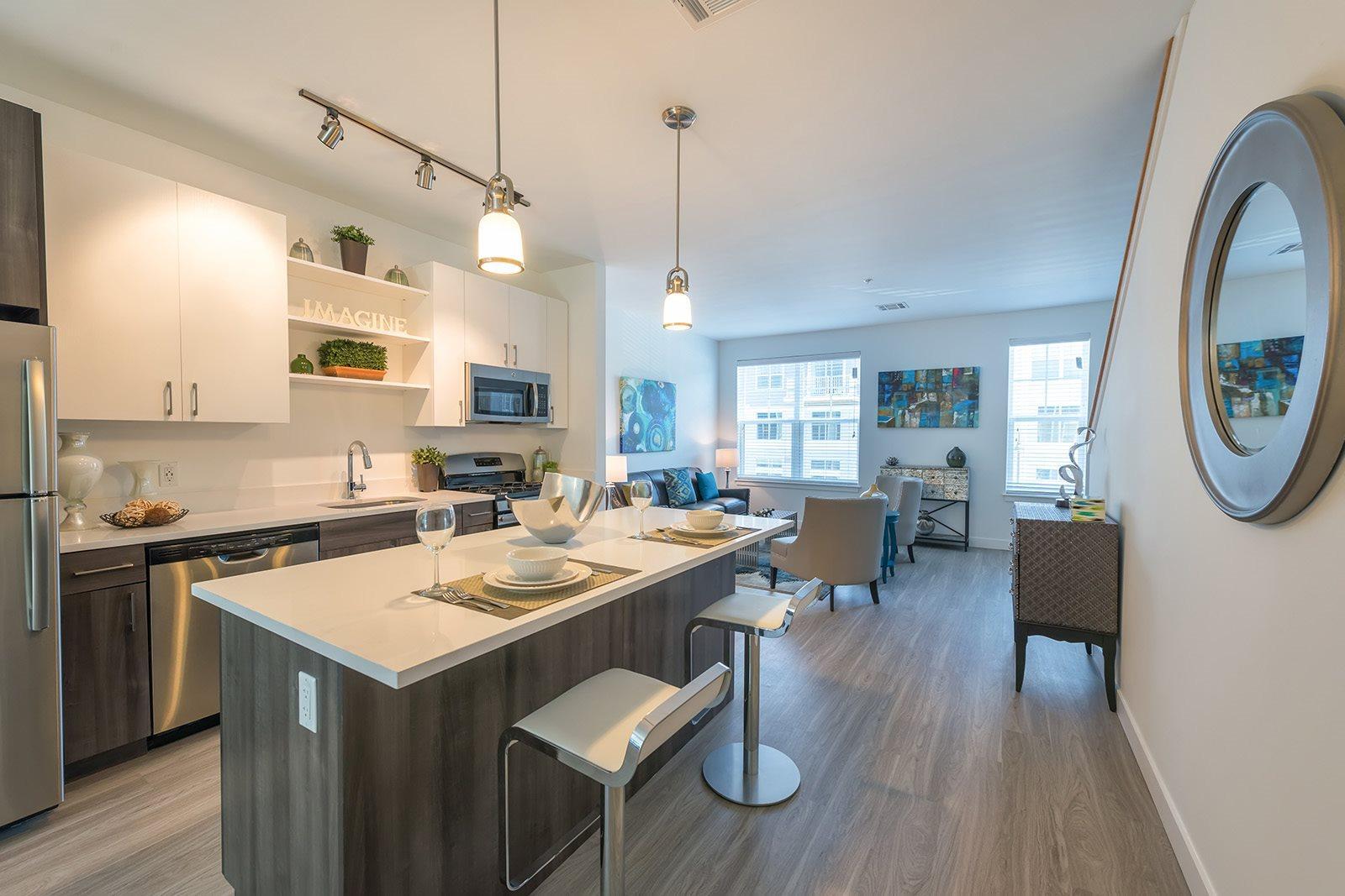 https://cdn.rentalbeast.com/listings/4921054_1618464193521.jpg.rbm