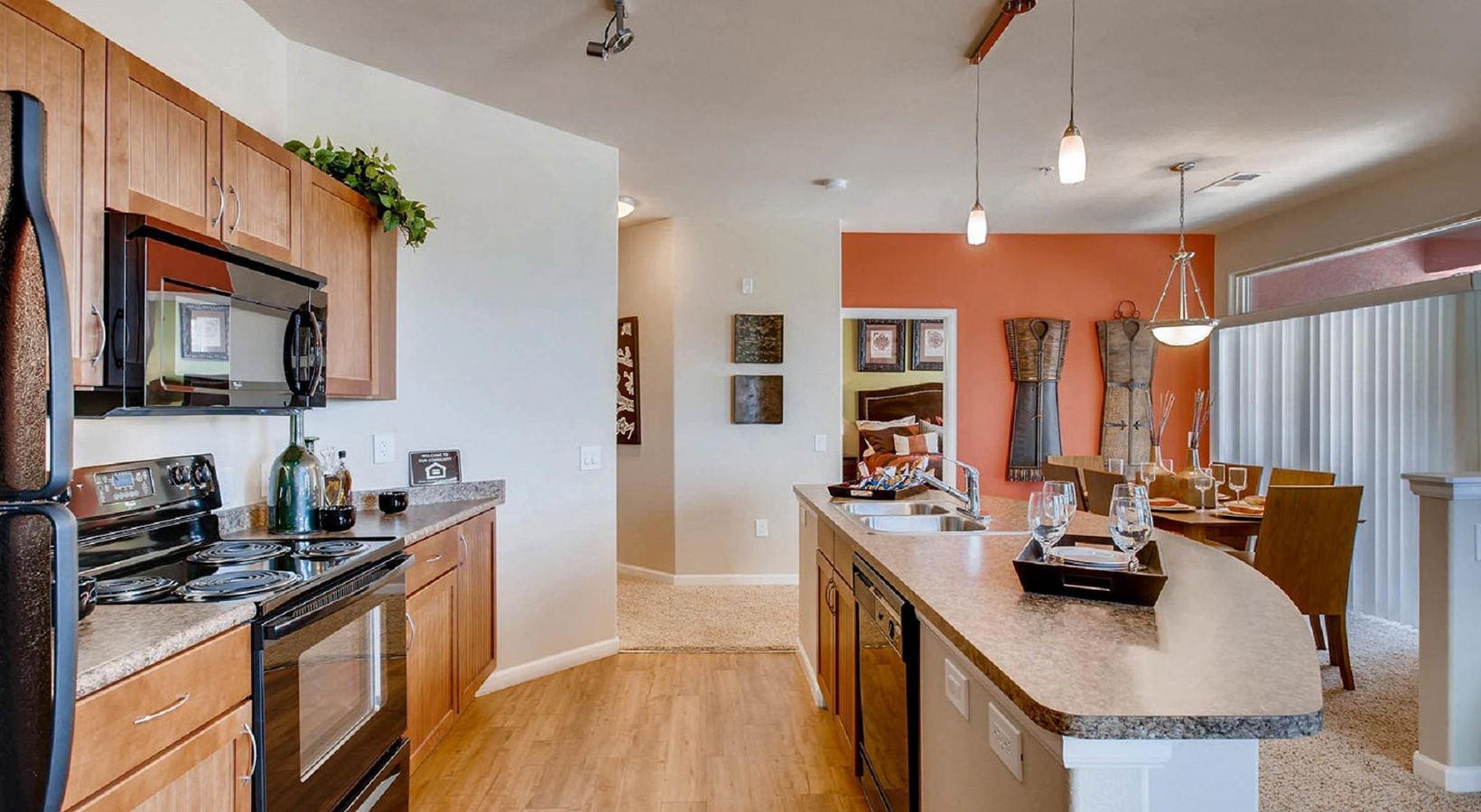 https://cdn.rentalbeast.com/listings/4962316_1619753877488.jpg.rbm