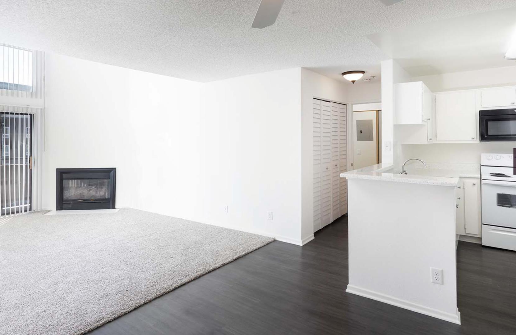 https://cdn.rentalbeast.com/listings/4977988_1620265691994.jpg.rbm