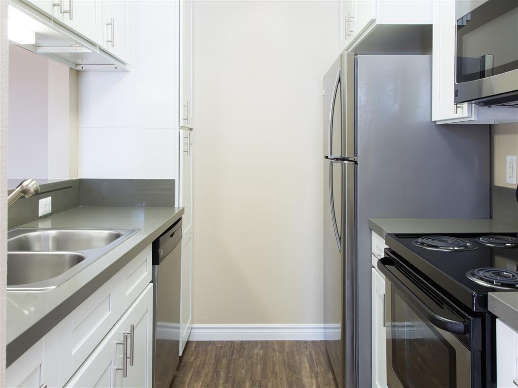 https://cdn.rentalbeast.com/listings/4988495_1620640281466.jpg.rbm