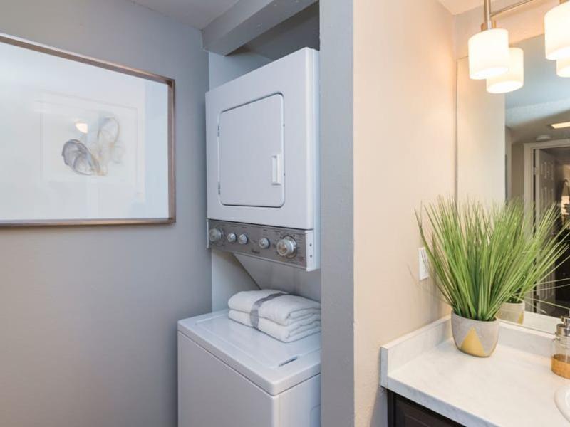 https://cdn.rentalbeast.com/listings/5059891_1736526736102.jpg.rbm