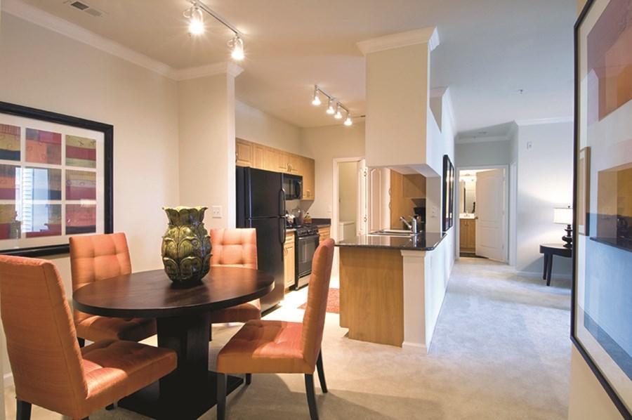 https://cdn.rentalbeast.com/listings/5072568_1623311816428.jpg.rbm
