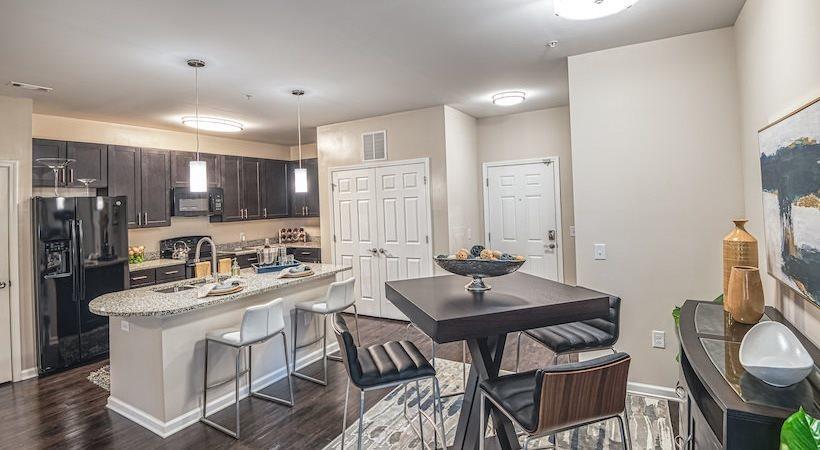 https://cdn.rentalbeast.com/listings/5357165_1627356836295.jpg.rbm