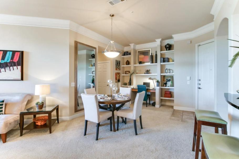 https://cdn.rentalbeast.com/listings/5430194_1629197099676.jpg.rbm