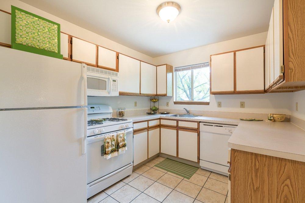 https://cdn.rentalbeast.com/listings/5592101_1634203539563.jpg.rbm