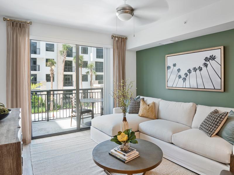 https://cdn.rentalbeast.com/listings/5694810_1637644067480.jpg.rbm