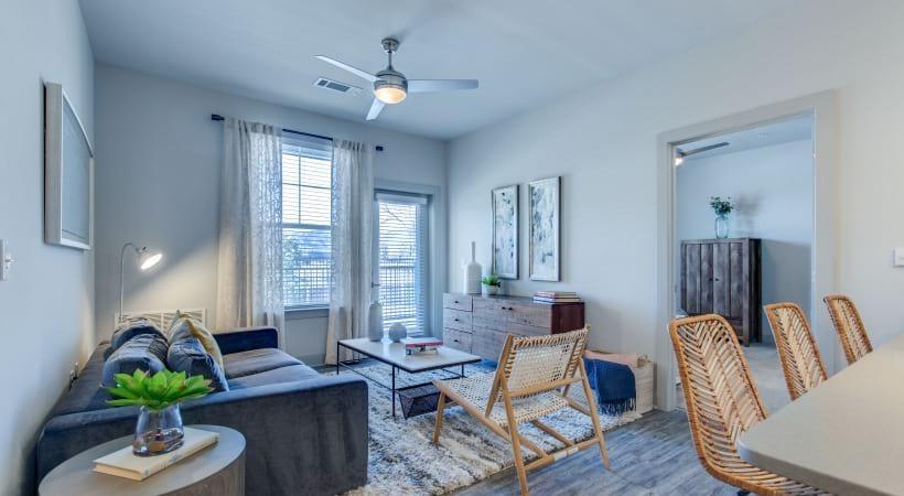 https://cdn.rentalbeast.com/listings/5751444_1639638532120.jpg.rbm