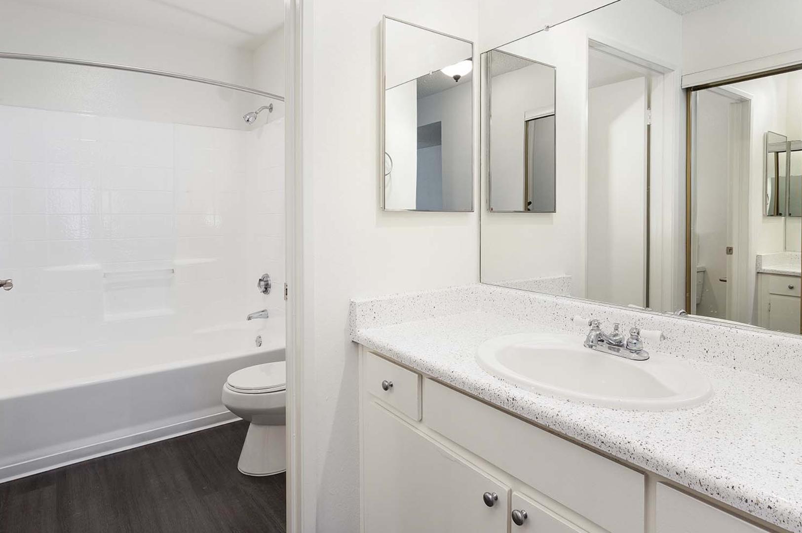 https://cdn.rentalbeast.com/listings/5772223_1640666932749.jpg.rbm