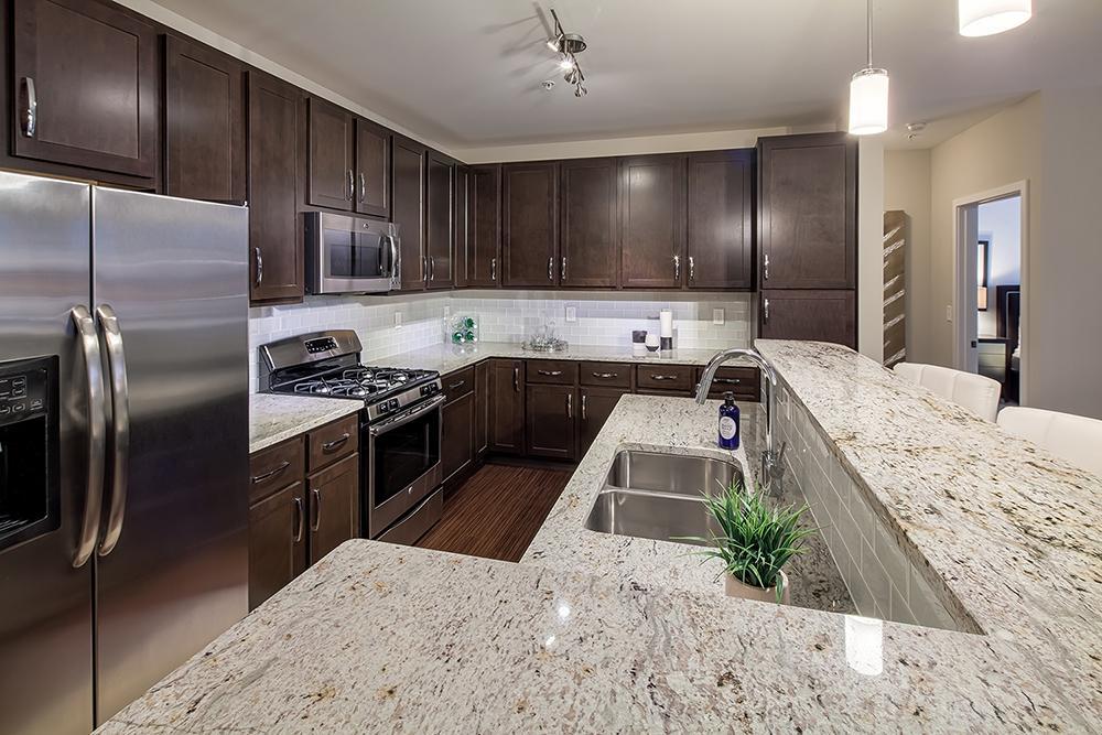 https://cdn.rentalbeast.com/listings/5957904_1646806852428.jpg.rbm
