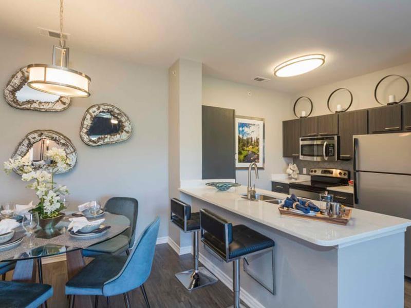 https://cdn.rentalbeast.com/listings/5965201_1646966798681.jpg.rbm