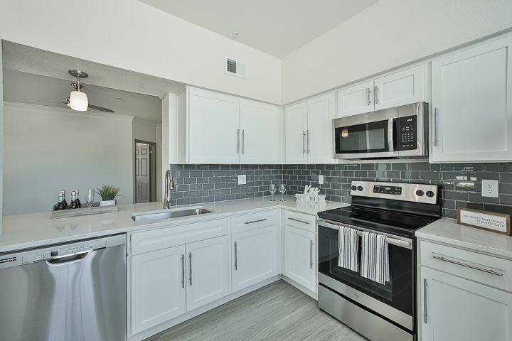 https://cdn.rentalbeast.com/listings/5984290_1647503618335.jpg.rbm