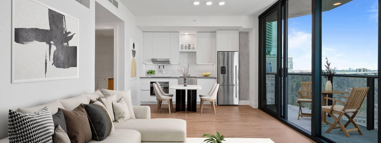 650 NE 2nd Avenue #3812, Miami, FL - 3,245 USD/ month