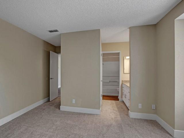 https://cdn.rentalbeast.com/listings/6248097_1654068899923.jpg.rbm