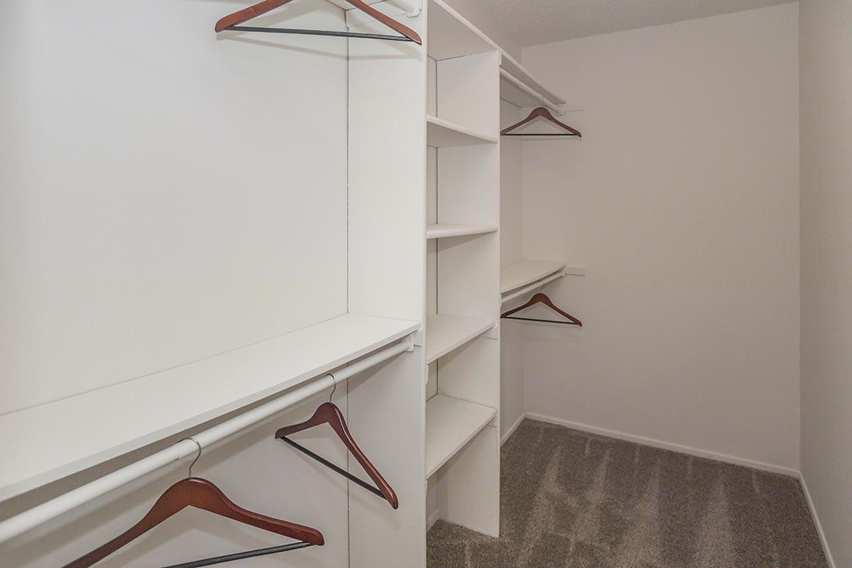 https://cdn.rentalbeast.com/listings/6287372_1654846022442.jpg.rbm