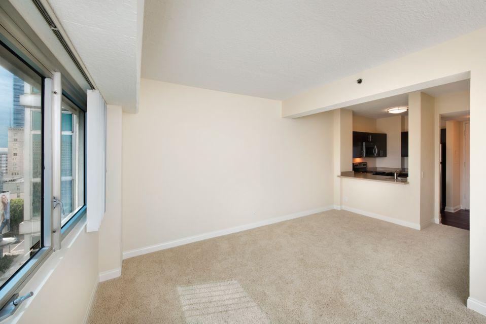 https://cdn.rentalbeast.com/listings/6383978_1657270855169.jpg.rbm