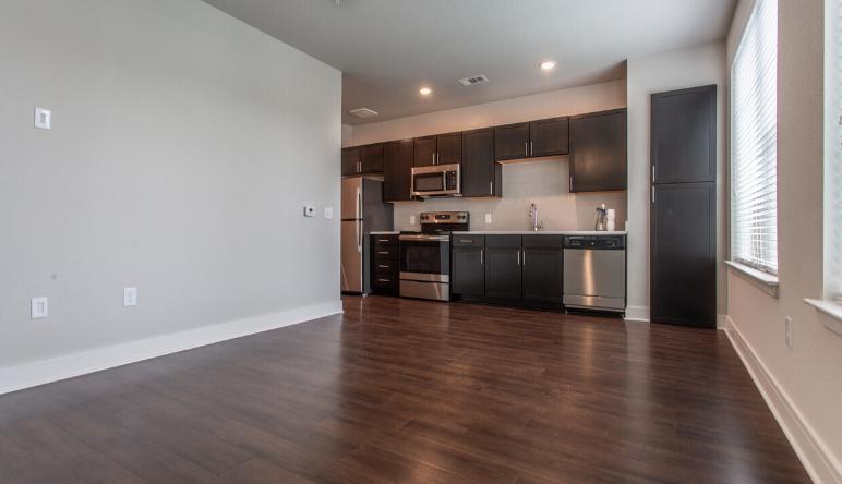 https://cdn.rentalbeast.com/listings/6485794_1659697165848.jpg.rbm