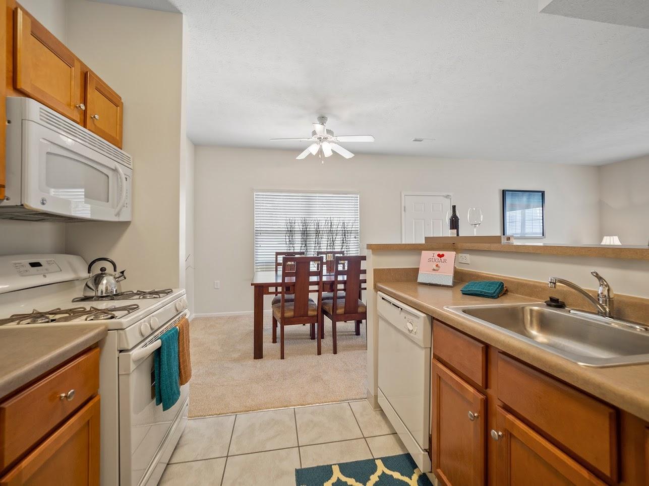 https://cdn.rentalbeast.com/listings/6567668_1661857416495.jpg.rbm