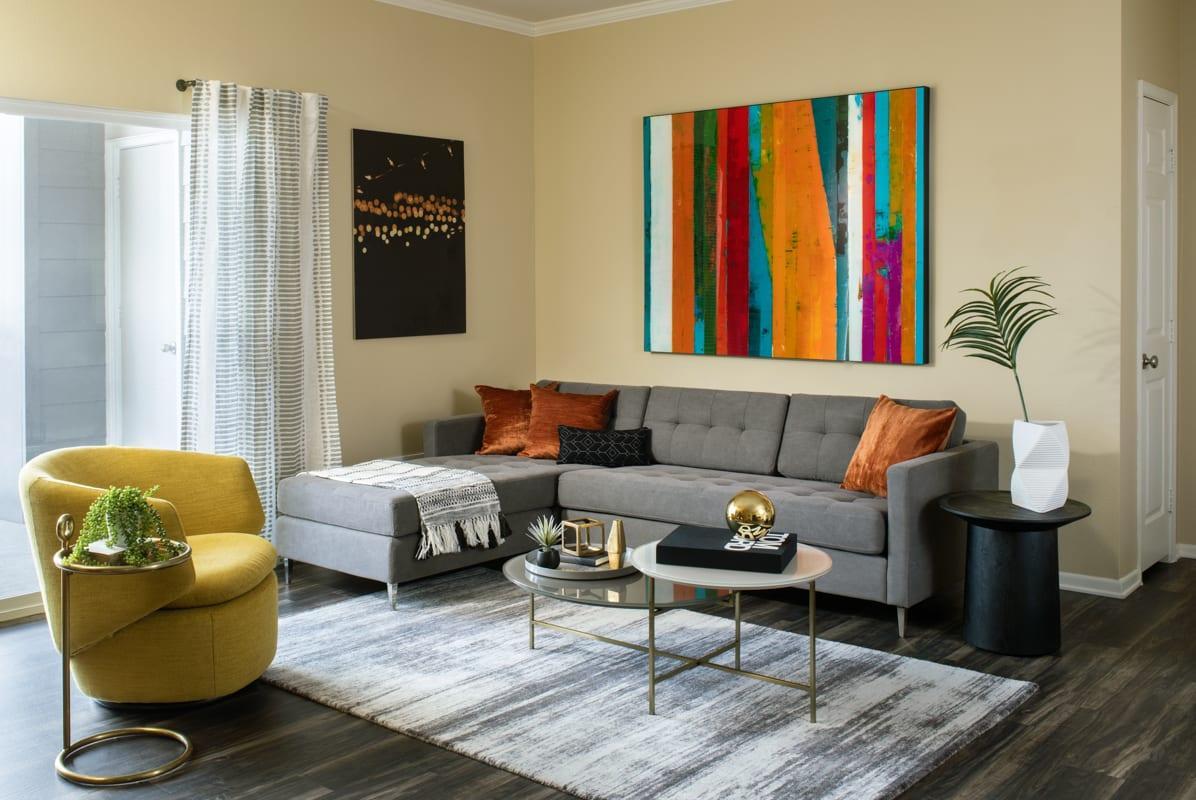 https://cdn.rentalbeast.com/listings/6598473_1662616722187.jpg.rbm