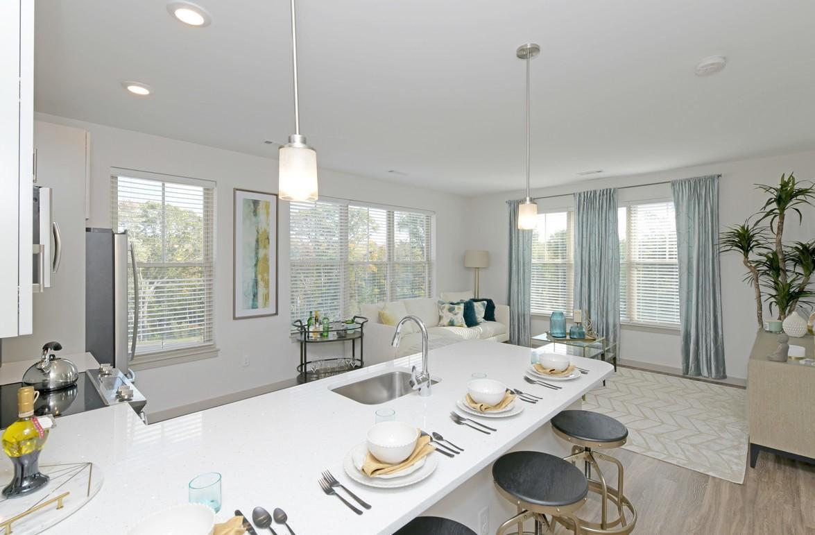 https://cdn.rentalbeast.com/listings/6762560_1666584459257.jpg.rbm