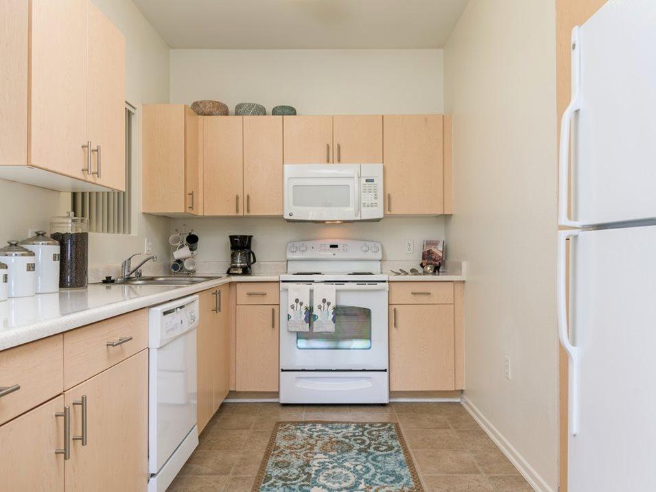 https://cdn.rentalbeast.com/listings/6818288_1667962478530.jpg.rbm