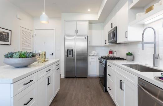 https://cdn.rentalbeast.com/listings/6844288_1668655183808.jpg.rbm