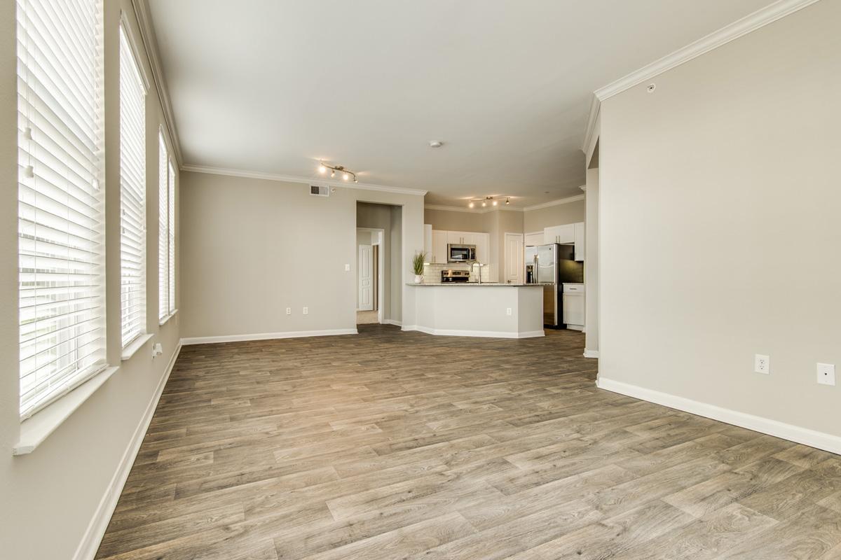https://cdn.rentalbeast.com/listings/6845725_1668677186388.jpg.rbm